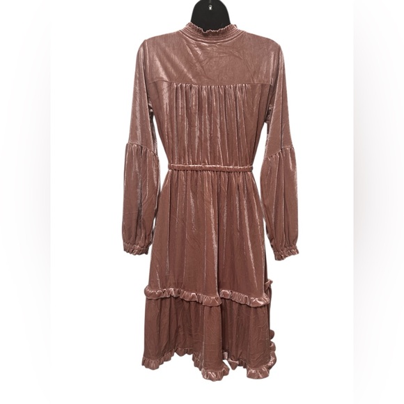 Women’s Simply Southern Pink Velour Dress Size Small - Picture 2 of 4